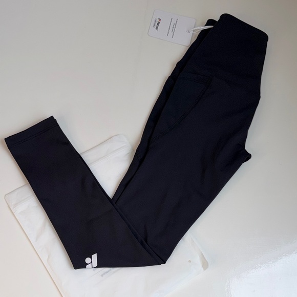 NWT New Forme Sculpt+ Legging w/ Pockets Black Small - Picture 4 of 6